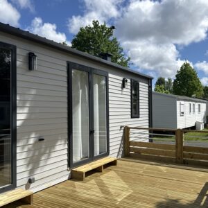 Déstockage 2023 - O’HARA 844 - Côté Jardin – 2 chambres – 31,6 m² - tout équipé et installé sur parcelle dans les Landes